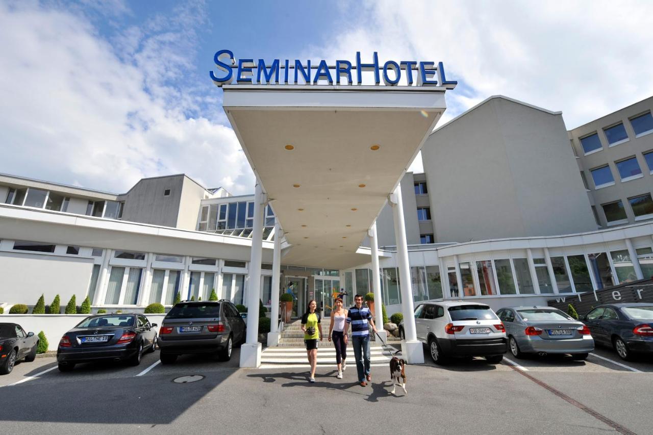 Seminarhotel Am Aegerisee Unterägeri Exterior photo